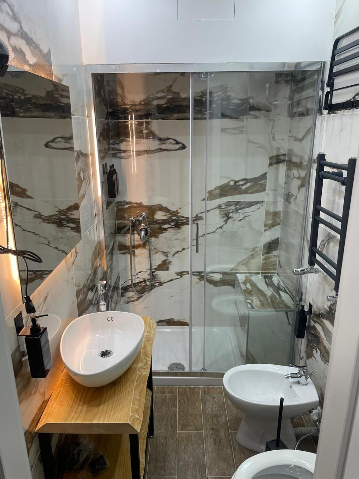 Toledo Aragon Bed & Breakfast Napoli Bagian luar foto